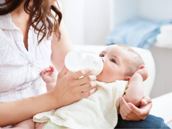 Cẩm nang chọn sữa cho trẻ sinh thiếu tháng đúng chuẩn